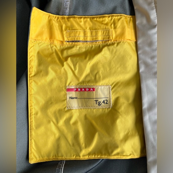 Women’s Prada Gore-Tex Rain Coat - Picture 9 of 14